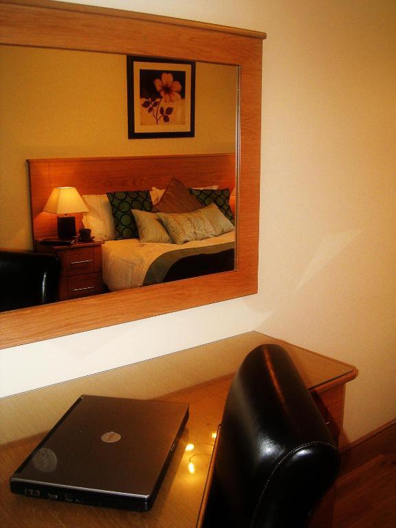 Achill House Hotel Корк Екстериор снимка