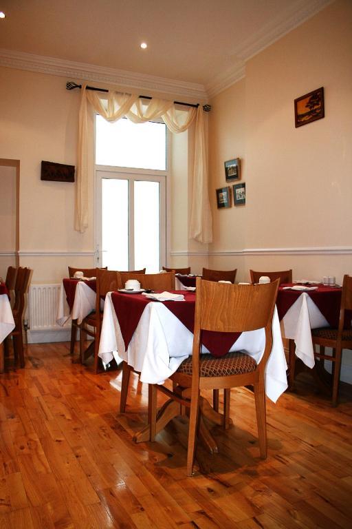 Achill House Hotel Корк Екстериор снимка