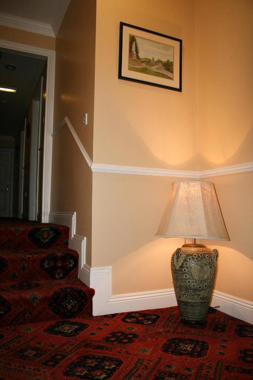 Achill House Hotel Корк Екстериор снимка