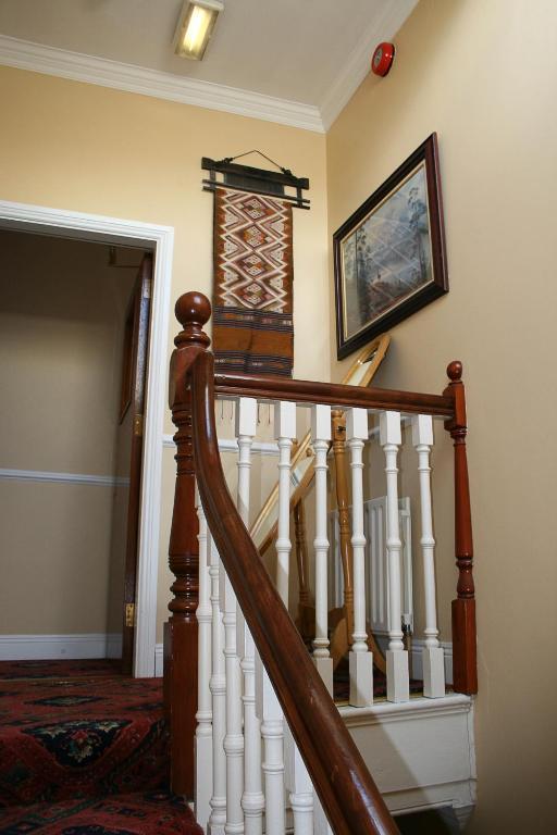 Achill House Hotel Корк Екстериор снимка