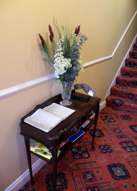 Achill House Hotel Корк Екстериор снимка